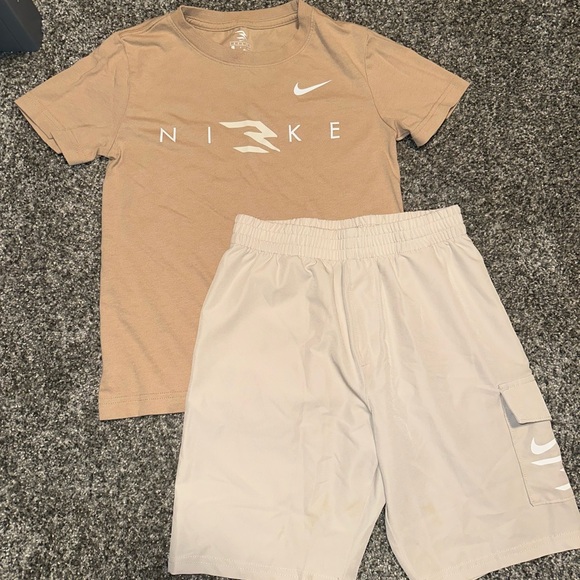 Nike summer matching set size small - Picture 1 of 2